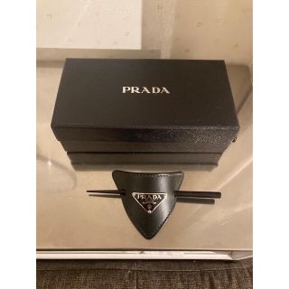 プラダ(PRADA)のPRADA ヘアクリップ(バレッタ/ヘアクリップ)