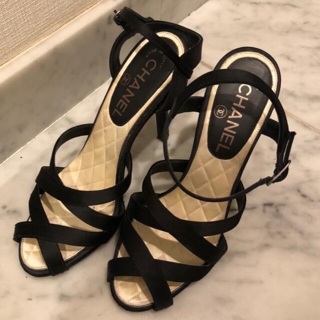 CHANEL ヒール サンダル - bilisko.com.br