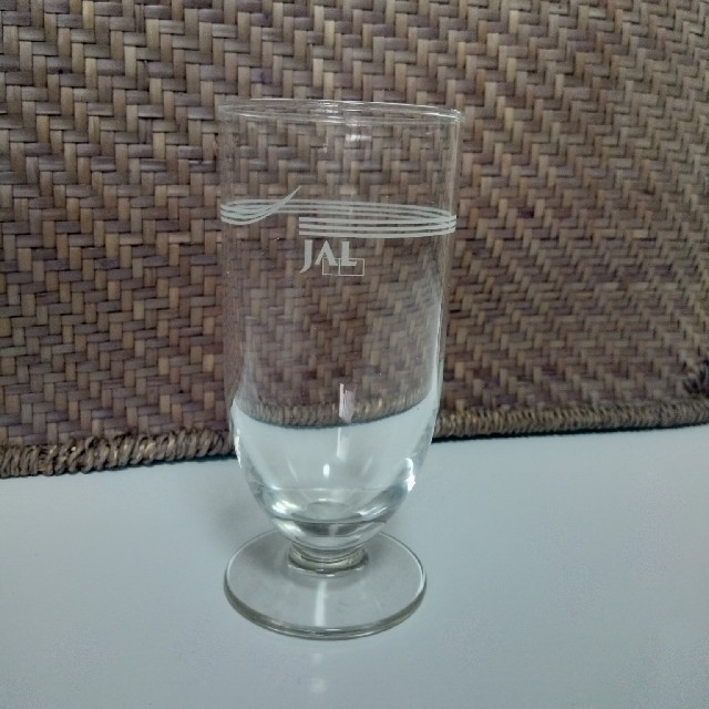JAL(日本航空)(ジャル(ニホンコウクウ))のJALのグラス インテリア/住まい/日用品のキッチン/食器(グラス/カップ)の商品写真
