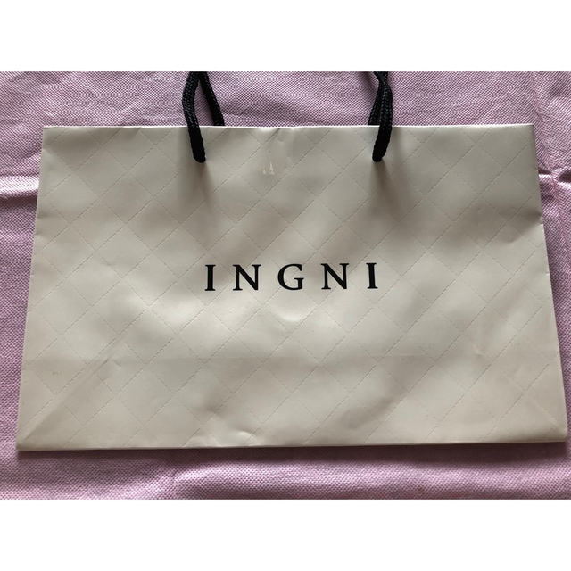 INGNI(イング)のレディースブランドショッパー 4枚セット イング エブリン レディースのバッグ(ショップ袋)の商品写真