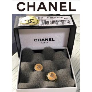 シャネル(CHANEL)のヴィンテージ  CHANELシャネルココマークピアス　小ぶり　正規品(ピアス)