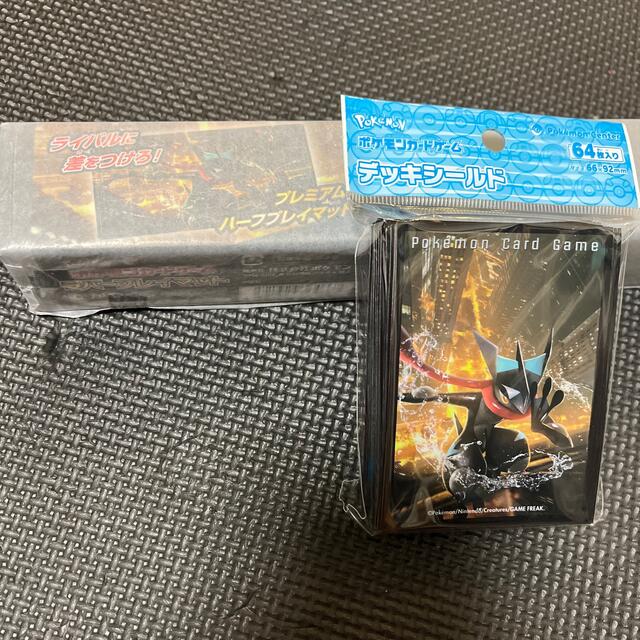 新品未開封☆ ポケモンセンター　かがやくゲッコウガ　スリーブ　プレイマット