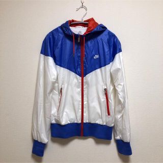 NIKE ナイロンジャケット M カーキ 202-0563