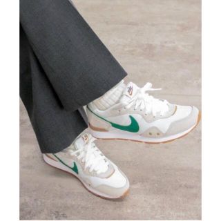 ナイキ(NIKE)のりき様専用【NIKE/ナイキ】VENTURE RUNNER WHT(スニーカー)