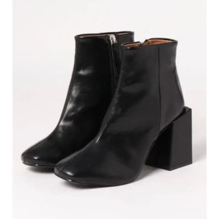 スライ(SLY)のSLY BASIC SQUARE SHORT BOOTS(ブーツ)