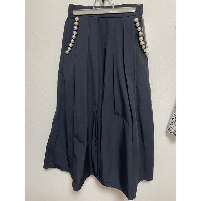 「完売」新品トーナル　パール　スカート　紺　ネイビー レディースのスカート(ロングスカート)の商品写真