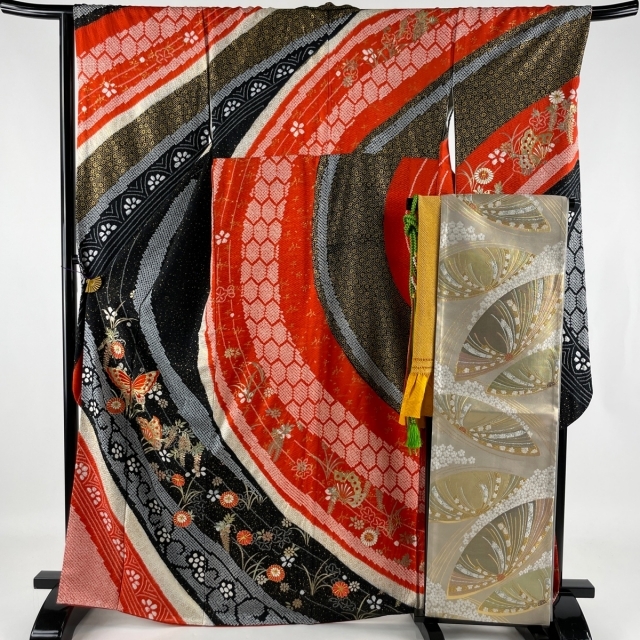 振袖 美品 秀品 身丈168cm 裄丈69cm 正絹 【中古】 | academy