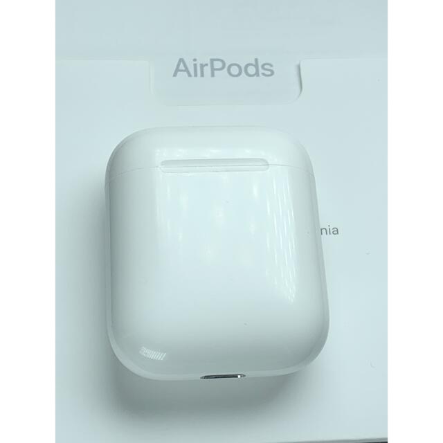 Apple(アップル)のApple AirPods充電ケースのみ　正規品　動作品A1602第一ニ世代対応 スマホ/家電/カメラのオーディオ機器(ヘッドフォン/イヤフォン)の商品写真