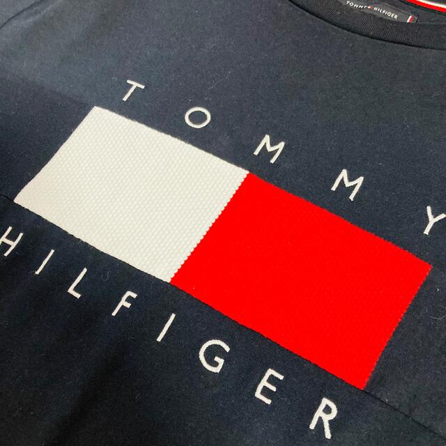 TOMMY HILFIGER(トミーヒルフィガー)のTOMMY HILFIGER 半袖Tシャツ/立体エンボス刺繍◎日本未入荷/XL メンズのトップス(Tシャツ/カットソー(半袖/袖なし))の商品写真