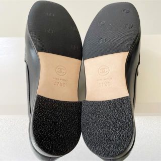 CHANEL - CHANEL ラムスキン コイン ローファー モカシン 37.5 黒