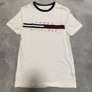 トミーヒルフィガー(TOMMY HILFIGER)のトミーヒルフィガー ロゴTシャツ 白(Tシャツ/カットソー(半袖/袖なし))