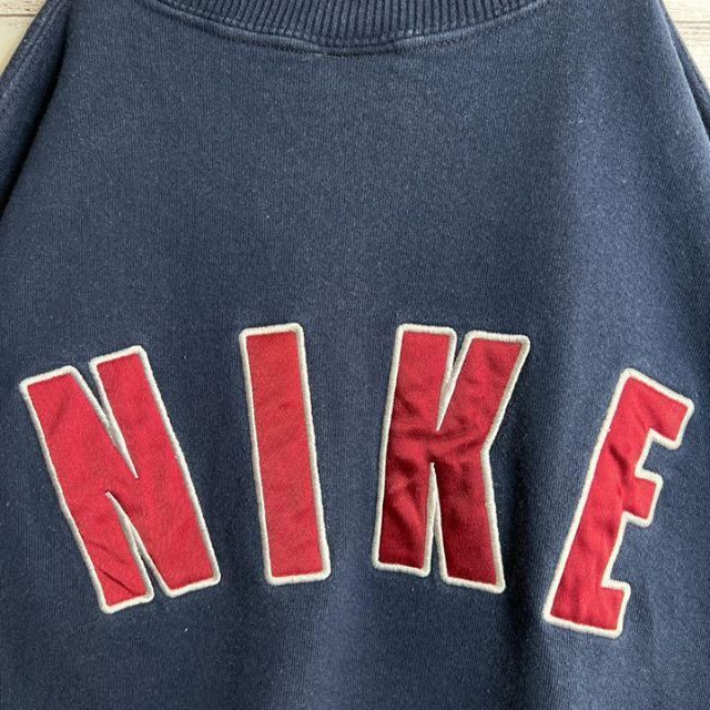 NIKE   入手困難!!ナイキ ✈︎刺繍 アーチロゴ ゆるだぼ 白