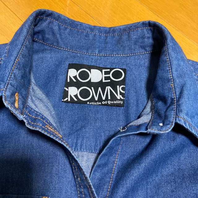 RODEO CROWNS(ロデオクラウンズ)のロデオクラウン長袖シャツM レディースのトップス(シャツ/ブラウス(長袖/七分))の商品写真