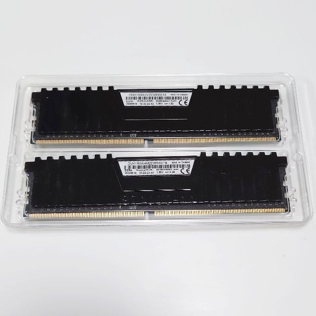 未使用 CORSAIR 16GB (8GBx2) DDR4-3600 (310 スマホ/家電/カメラのPC/タブレット(PCパーツ)の商品写真