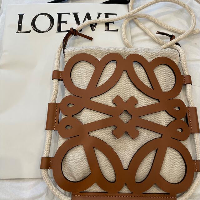 【新品】新作　LOEWE ショルダーバッグ