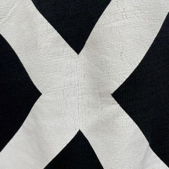 OFF-WHITE - 【即完売品】オフホワイト☆クロスアロー 最高デザイン