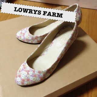 ローリーズファーム(LOWRYS FARM)の花柄パンプス(ハイヒール/パンプス)