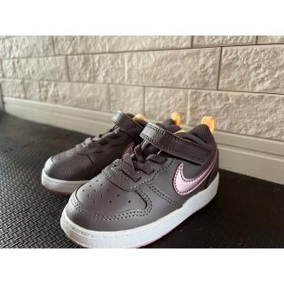 ナイキ(NIKE)のNIKE ナイキ　コート バーロウ  ピンクブラウン13.0㎝　KBQ5453(スニーカー)