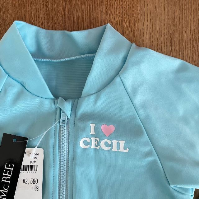 CECIL McBEE(セシルマクビー)の＼新品／【110】CECIL McBEE セシルマクビー　長袖ラッシュガード キッズ/ベビー/マタニティのキッズ服女の子用(90cm~)(水着)の商品写真