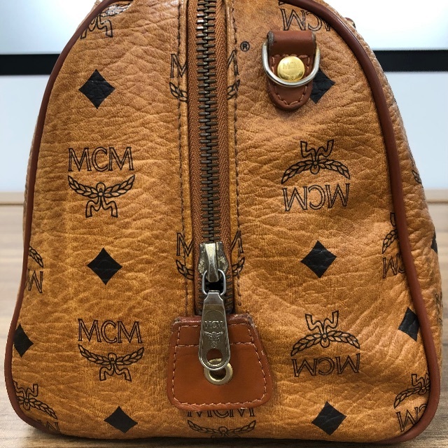 MCM(エムシーエム)の【値下げ中】エムシーエム MCM ミニボストンバッグ ハンドバッグ ヴィセトス レディースのバッグ(ハンドバッグ)の商品写真