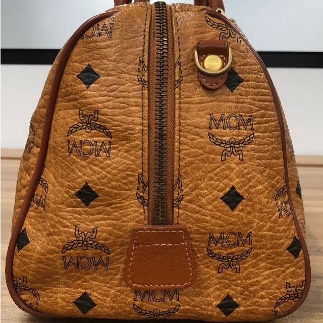 MCM(エムシーエム)の【値下げ中】エムシーエム MCM ミニボストンバッグ ハンドバッグ ヴィセトス レディースのバッグ(ハンドバッグ)の商品写真