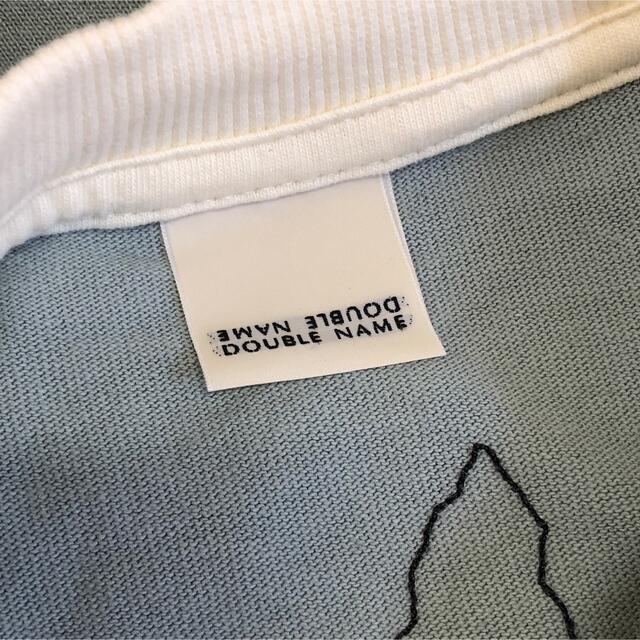 DOUBLE NAME(ダブルネーム)の【お値下げ!】DOUALE NAME 旅行に行く恐竜 刺繍 トレーナー Fサイズ レディースのトップス(トレーナー/スウェット)の商品写真