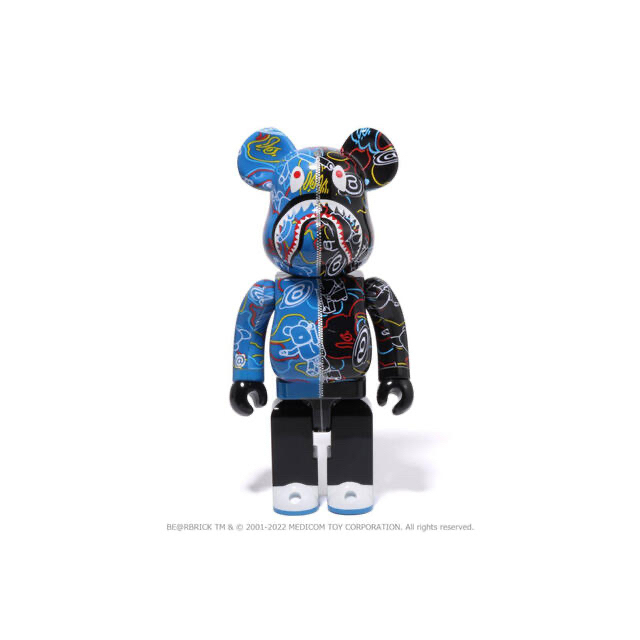 A BATHING APE(アベイシングエイプ)のBAPE® BE@RBRICK LINE CAMO SHARK 1000% エンタメ/ホビーのフィギュア(その他)の商品写真