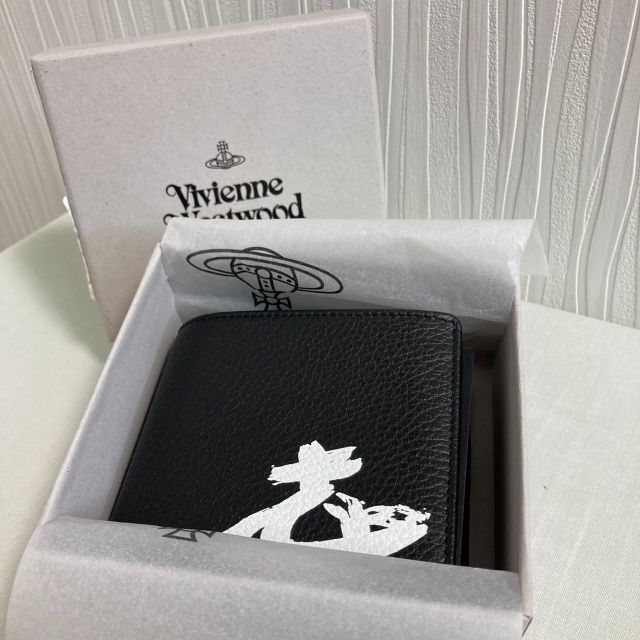 Vivienne Westwood(ヴィヴィアンウエストウッド)のVIVIENNE WESTWOOD ウエストウッド メンズ 二つ折り財布 黒白 メンズのファッション小物(折り財布)の商品写真