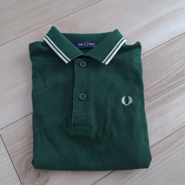 FRED PERRY(フレッドペリー)の4-5歳　キッズ　フレッドペリー　ポロシャツ キッズ/ベビー/マタニティのキッズ服男の子用(90cm~)(Tシャツ/カットソー)の商品写真