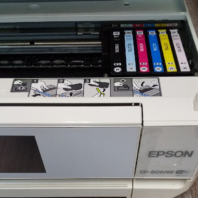 EPSON(エプソン)のエプソンプリンターEP-806AW白 スマホ/家電/カメラのPC/タブレット(PC周辺機器)の商品写真