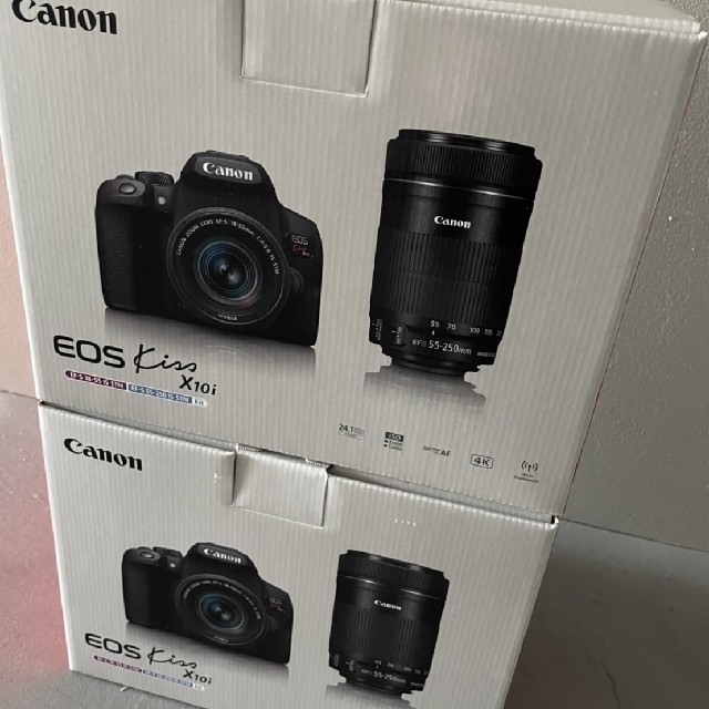 Canon EOS Kiss x9iダブルズームキット 新品未使用 4台