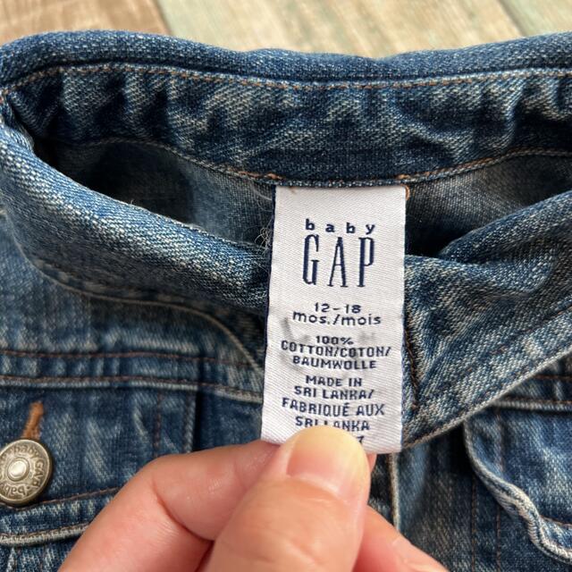 babyGAP(ベビーギャップ)のGAP Gジャン デニムジャケット キッズ/ベビー/マタニティのベビー服(~85cm)(ジャケット/コート)の商品写真