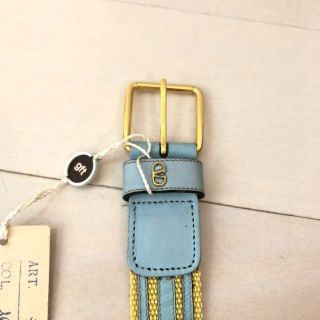 新品◇ヴァレンティノ・ガラヴァーニ◇水色 ベルト マリン レディース