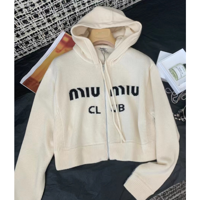 【高級感】MIUMIUロゴ ガバジン ジップアップ パーカー MIUMIU】パーカー フーディー ジップ ジャケット 送料関税込