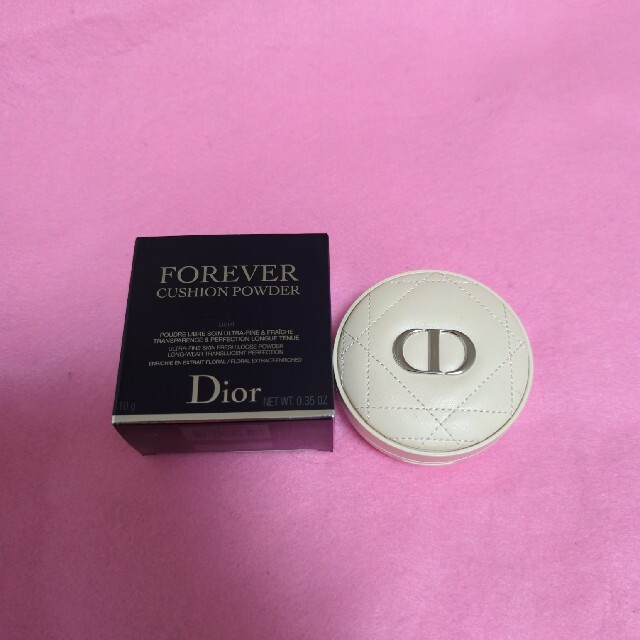 Dior(ディオール)のDiorフェイスパウダー未使用に近い コスメ/美容のベースメイク/化粧品(フェイスパウダー)の商品写真