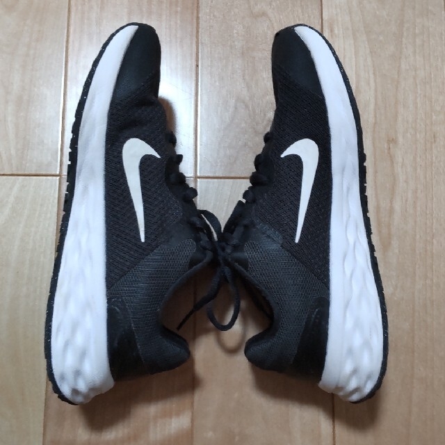 NIKE(ナイキ)のナイキ　スニーカー　22.5㎝　22㎝ キッズ/ベビー/マタニティのキッズ靴/シューズ(15cm~)(スニーカー)の商品写真