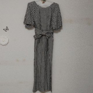 ザラ(ZARA)の新品タグ付きZARAパフスリーブロングワンピースxs(ロングワンピース/マキシワンピース)