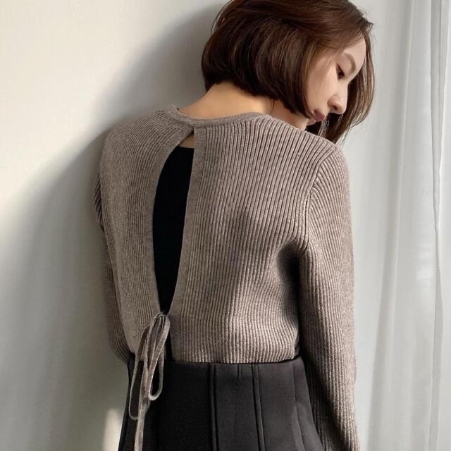 トップスback open design knit