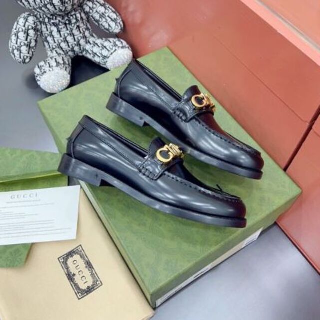 グッチ GUCCI レザー ウィメンズ ローファー 37 | paymentsway.co