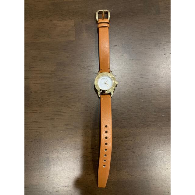 MARC BY MARC JACOBS(マークバイマークジェイコブス)の腕時計 レディース　マークジェイコブス　ベージュ　キャメル レディースのファッション小物(腕時計)の商品写真