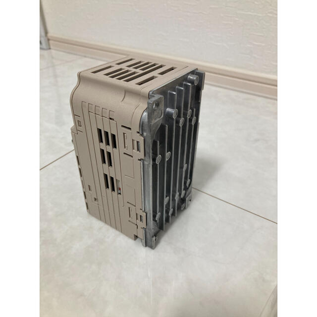 安川電機 インバーター J1000 CIMR-JA2A0002BAA | amparohospitalar.com.br