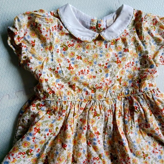 Caramel baby&child (キャラメルベビー&チャイルド)の🌟専用🌟Litte Cotton Clothesの花柄ワンピース キッズ/ベビー/マタニティのキッズ服女の子用(90cm~)(ワンピース)の商品写真