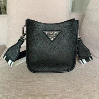 プラダ ミニショルダーバッグ ショルダーバッグ(レディース)の通販 100 ...