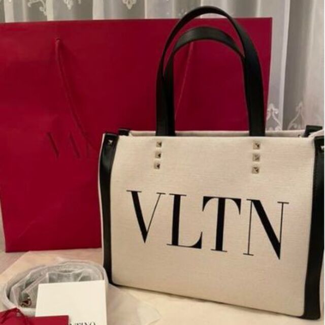 美品【VALENTINO】キャンバス ミニ ショッピングバッグ VLTNプリント