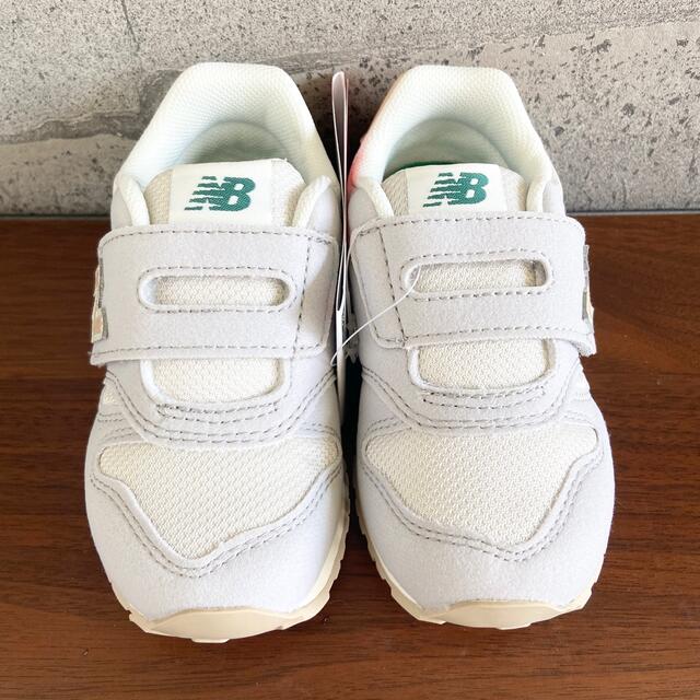 New Balance - 【新品】15.5センチ グレー×ベージュ New Balance - 【新品】15.5センチ グレー×ベージュ