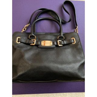 マイケルコース(Michael Kors)のMICHAEL KORS 本革　黒　大判バッグ(ハンドバッグ)