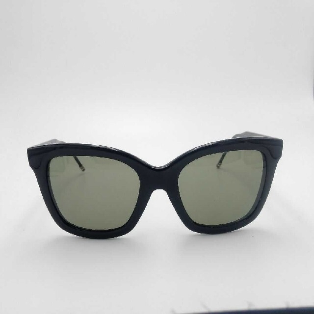 登坂広臣 ジヨン着 Thom Browne TB501 トムブラウン サングラス 注目