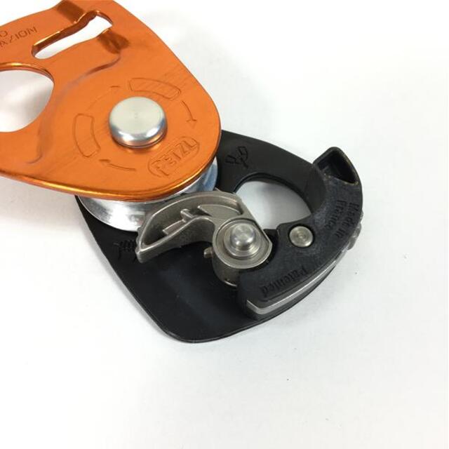 PETZL(ペツル)のペツル マイクロトラクション プーリー PETZL オレンジ系 スポーツ/アウトドアのアウトドア(登山用品)の商品写真