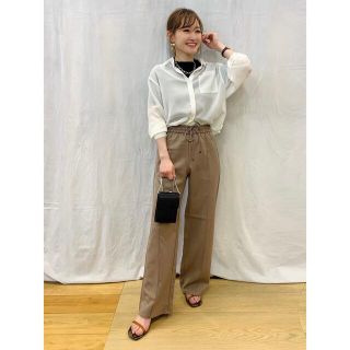 GU - 新品未使用 シアークロップドシャツ(長袖)Qの通販 by あん☺︎'s