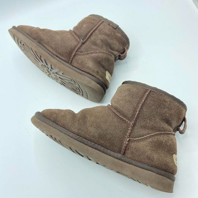 UGG(アグ)のアグ オーストラリア ムートンブーツ 25 茶 スエード ロゴ レディース 靴 レディースの靴/シューズ(ブーツ)の商品写真